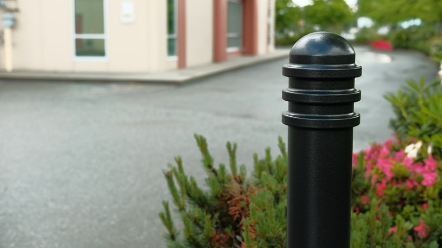 Ironarmor coating on an R-7901 steel bollard.