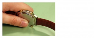 Change a Leather Watch Band_step1